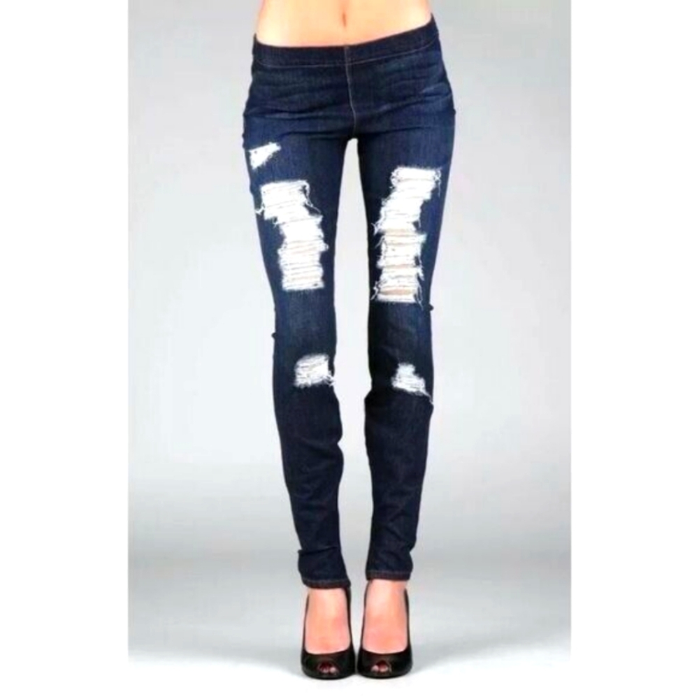 Joe’s Jeans The Legging Destroyed Zipper Ankle